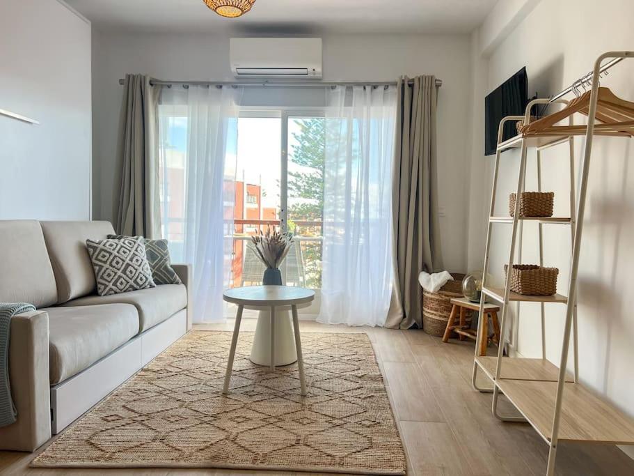 Studio Hola Arenal Platja de Larenal Zewnętrze zdjęcie