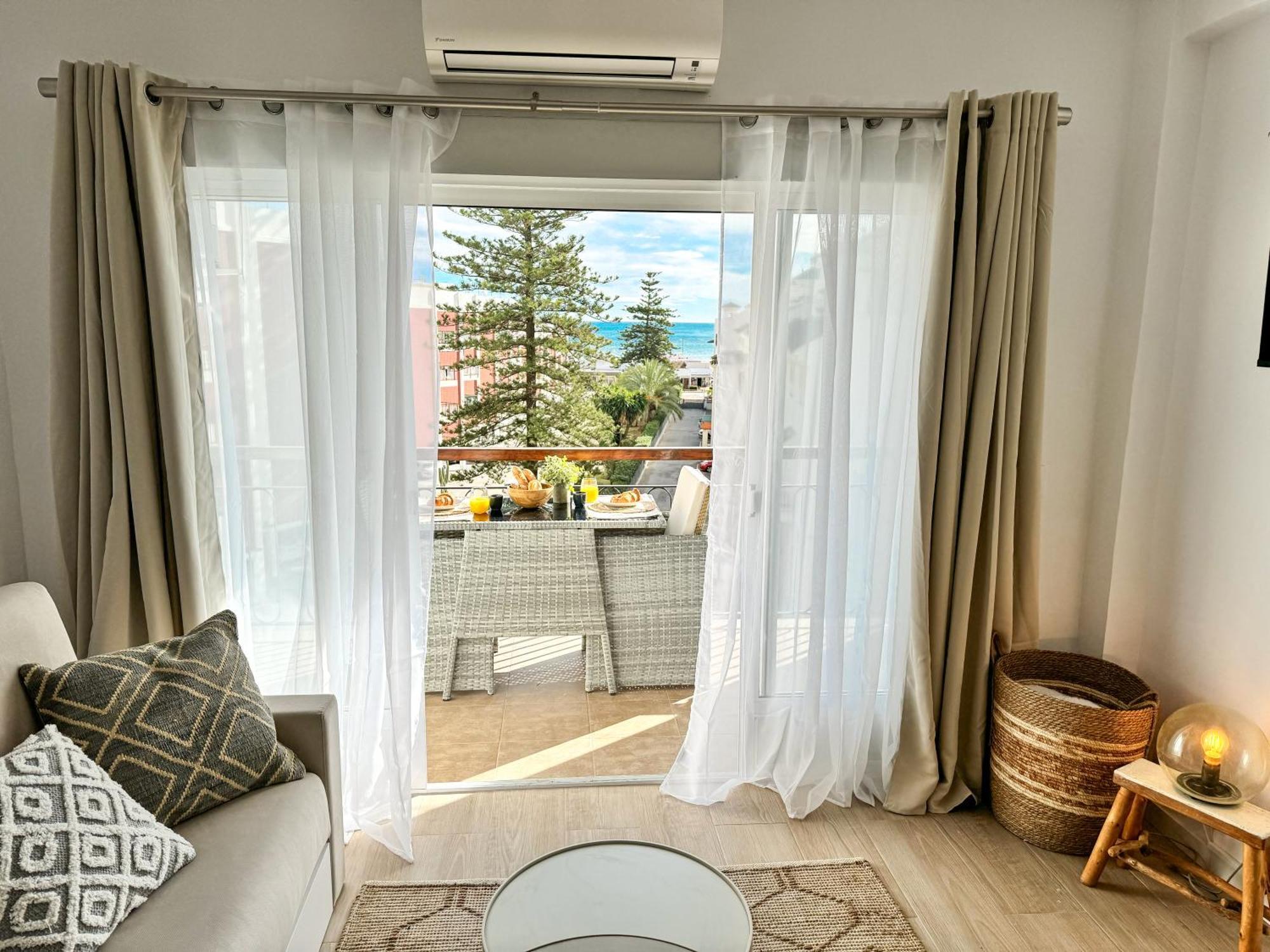 Studio Hola Arenal Platja de Larenal Zewnętrze zdjęcie